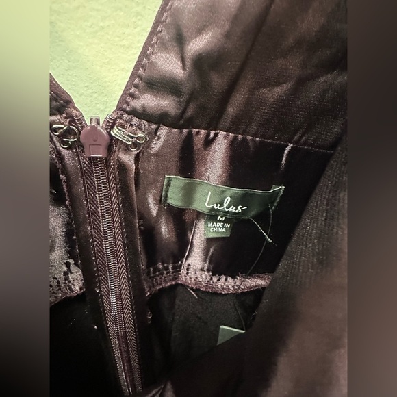 NWT! Lulus Enchant My Love Dark Purple V-Neck Long Sleeve Maxi Dress. Medium - Picture 5 of 6